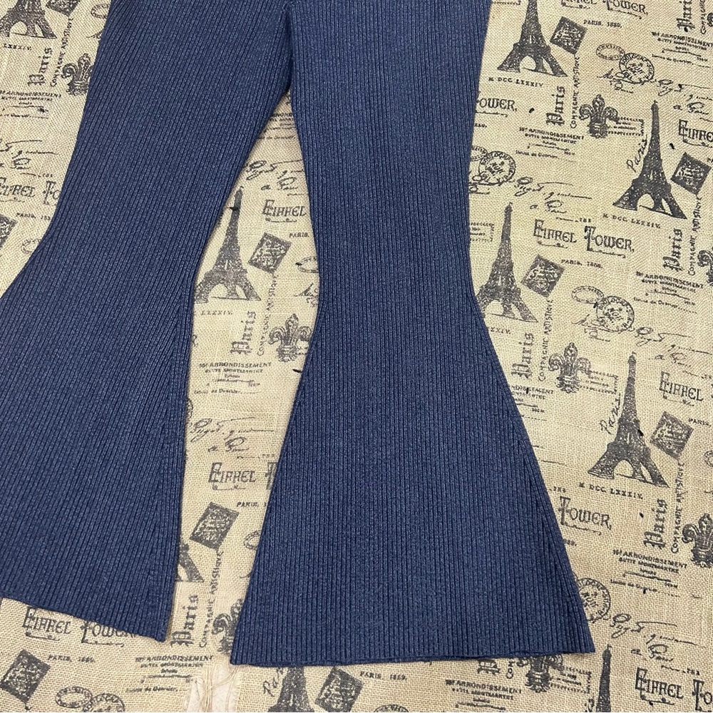 Anthropologie Pilcro Indigo Blue Sweater Ribbed Flare Sweatpants Size L - Picture 13 of 16